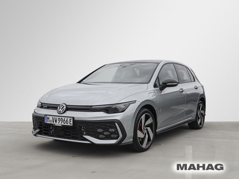 Volkswagen Golf VIII GTE 1.5 eHybrid BlackStyle Navi IQ.Lig imagem 3
