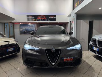 Alfa-Romeo Stelvio - 2
