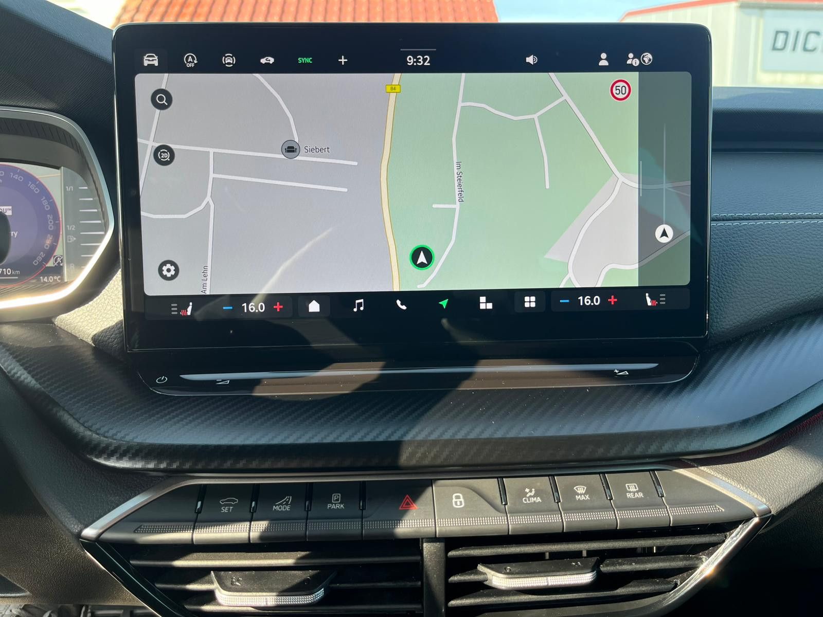 Fahrzeugabbildung SKODA Octavia 1.5 DSG Sportline PANO*MATRIX*AHK*5J.GAR
