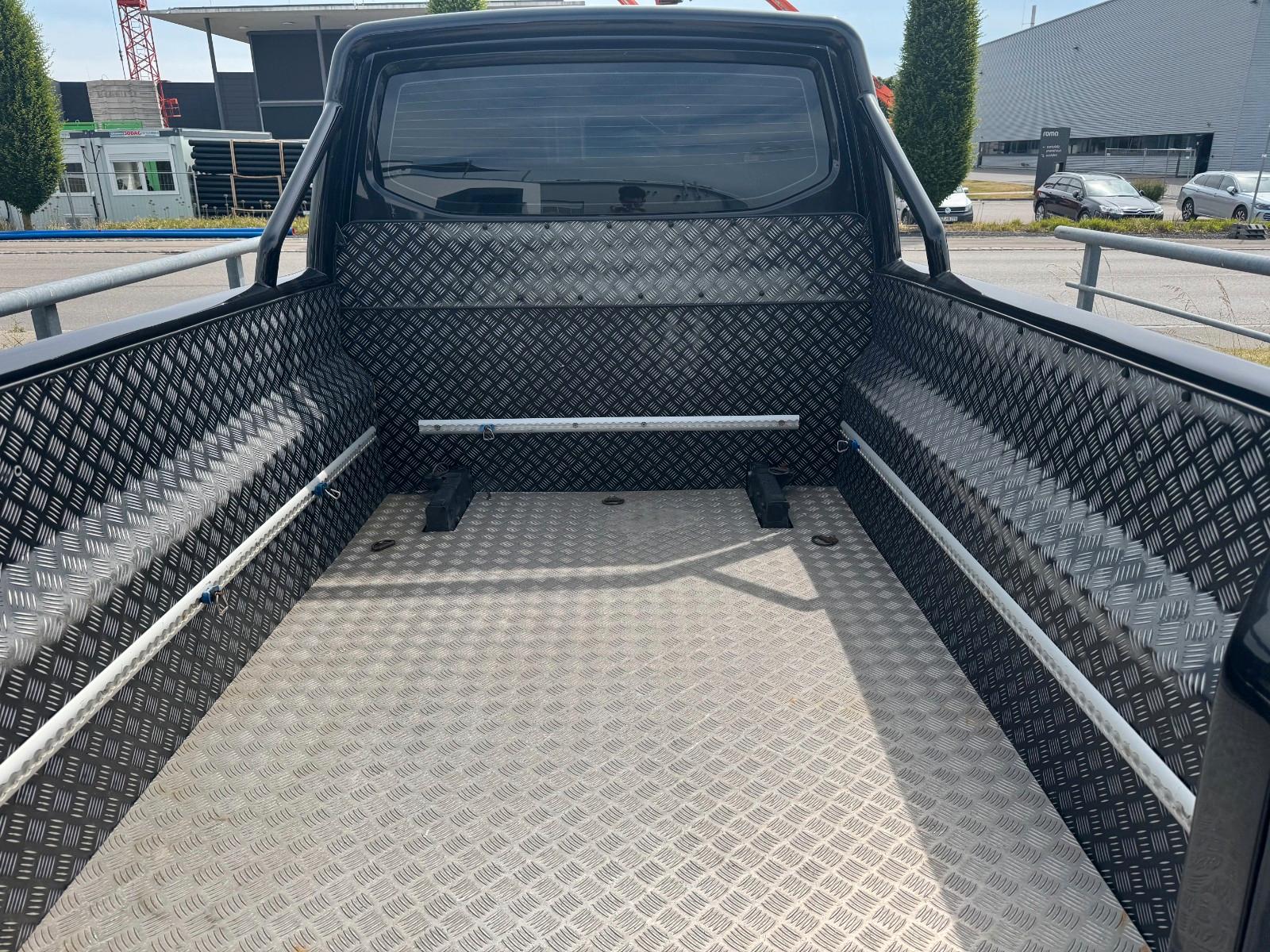 Volkswagen T5 DOKA VanUP Umbau Pickup Quad / Motorrad