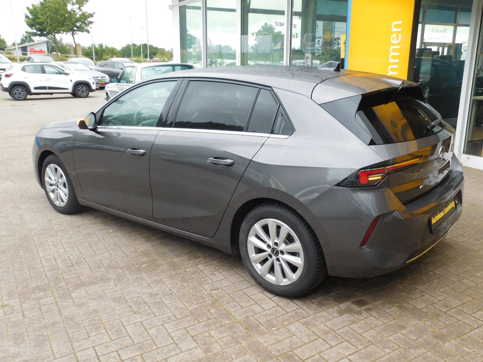 Opel Astra L Lim. 5-trg. Elegance imagem 3