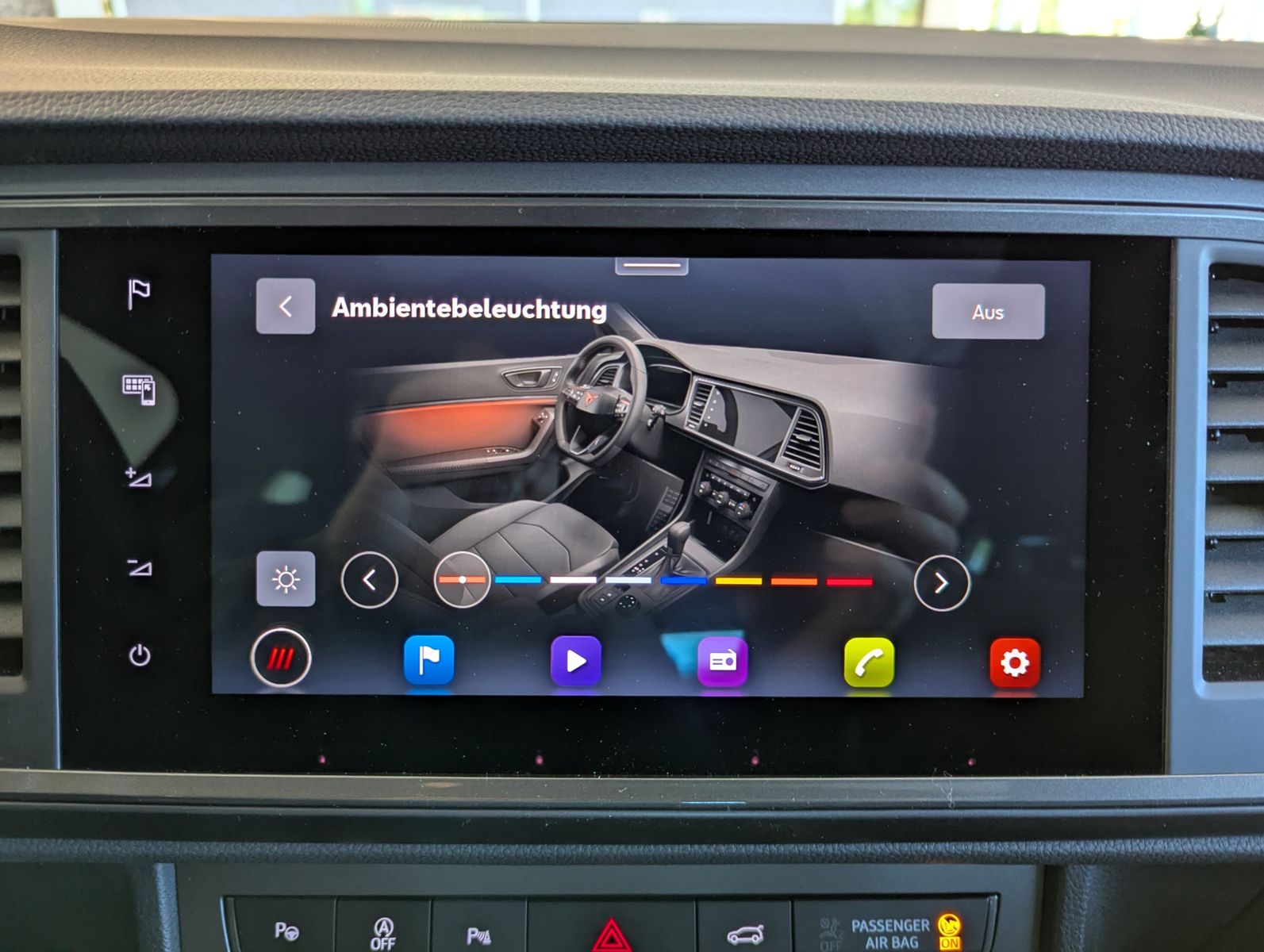 Fahrzeugabbildung CUPRA Ateca 1.5 TSI DSG Pano Memory ACC AHK-Vorb. 19"