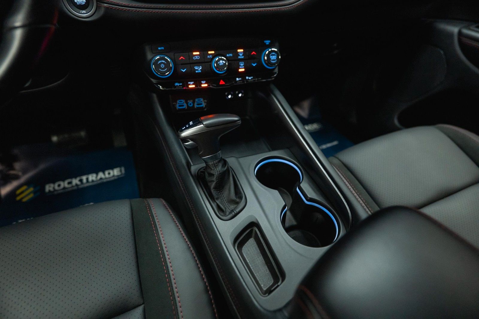 Fahrzeugabbildung Dodge Durango 3.6 V6 GT+ 4x4 Night-Paket Modell 22 LED