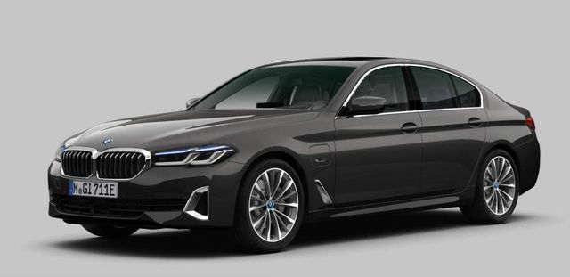 BMW 530e xDr Luxury Line/NP92/EXCLUSIVE/MASSAGE/19Z