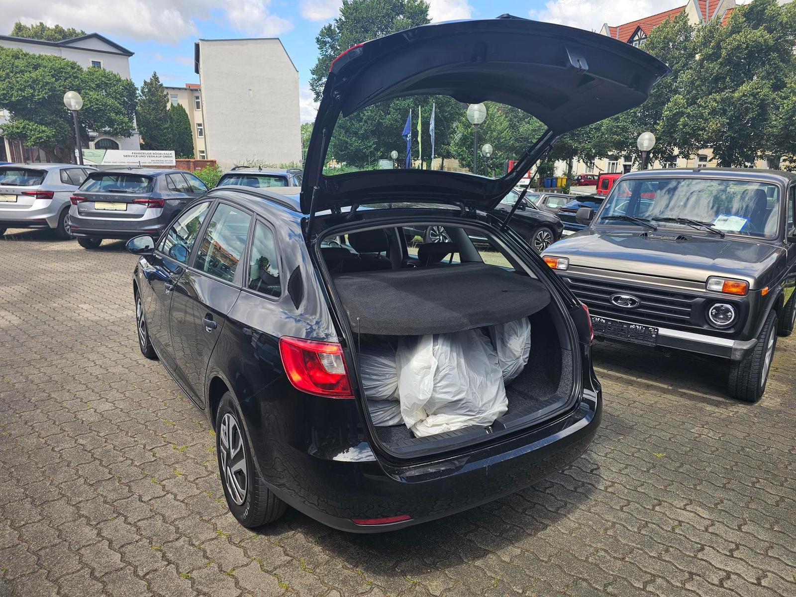 Seat Ibiza 2015 — photo 13