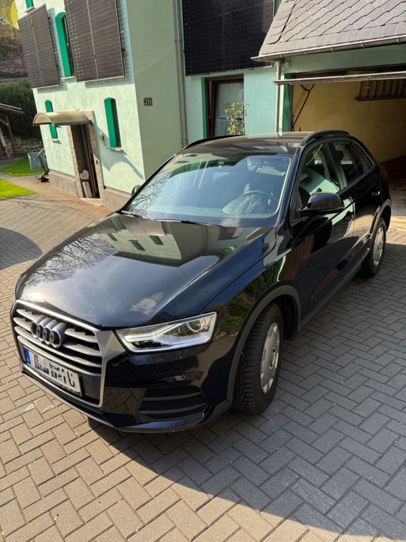 Image of Audi Q3