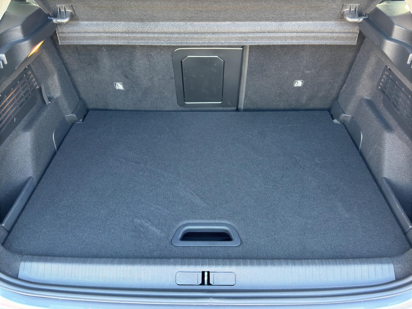 Citroën ë-C4 Elektromotor Shine, TOP gepflegt, 1. Hand