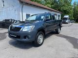 Toyota Hilux Extra Cab 4x4 - Toyota Hilux: Extra Cab