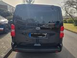 Toyota Proace Max Taxi & Mietwagen  - Toyota Proace Max mit Diesel-Antrieb: Automatik