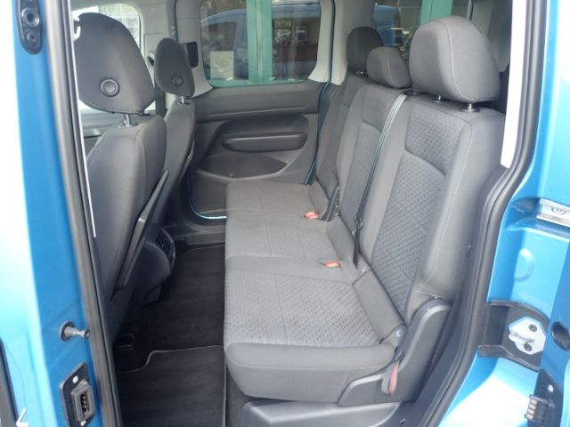 Fahrzeugabbildung Ford Tourneo Connect Titanium 7-Sitzer Panorama Navi