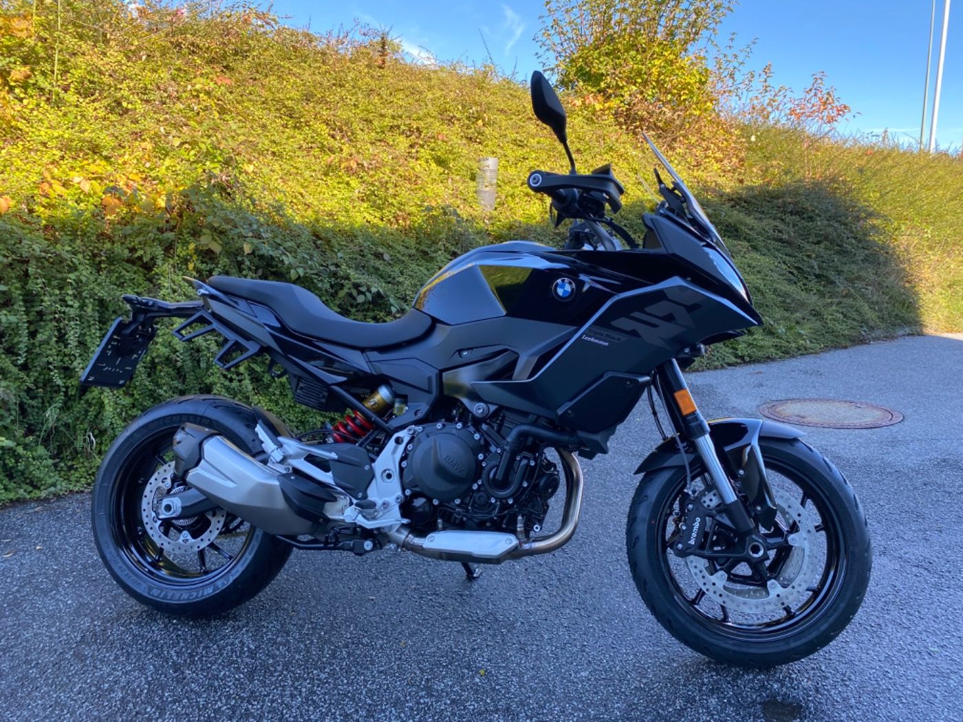 Fahrzeugabbildung BMW F 900 XR Triple Black 4 Pakete