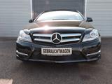 Mercedes-Benz C 180 Coupe CGI BlueEff. 7G-Tronic AMG-Line - Mercedes-Benz C 180 mit Benzin-Antrieb: Schiebedach