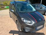 Ford Transit Courier Sport - Ford Transit Courier aus 2022
