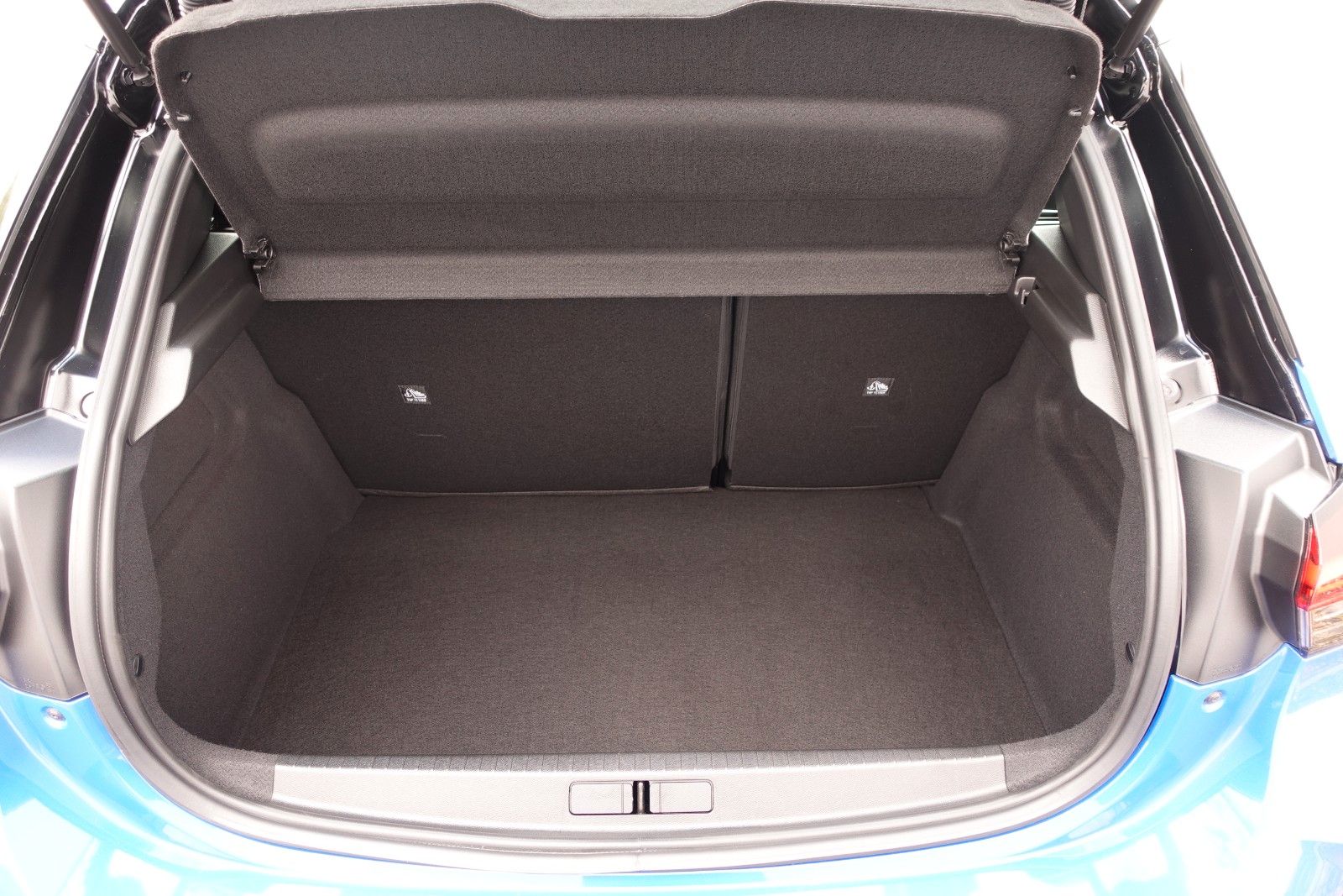 Fahrzeugabbildung Opel Corsa GS 1.2T,MatrixLED,Kamera,Sitzhzg,Allwetter