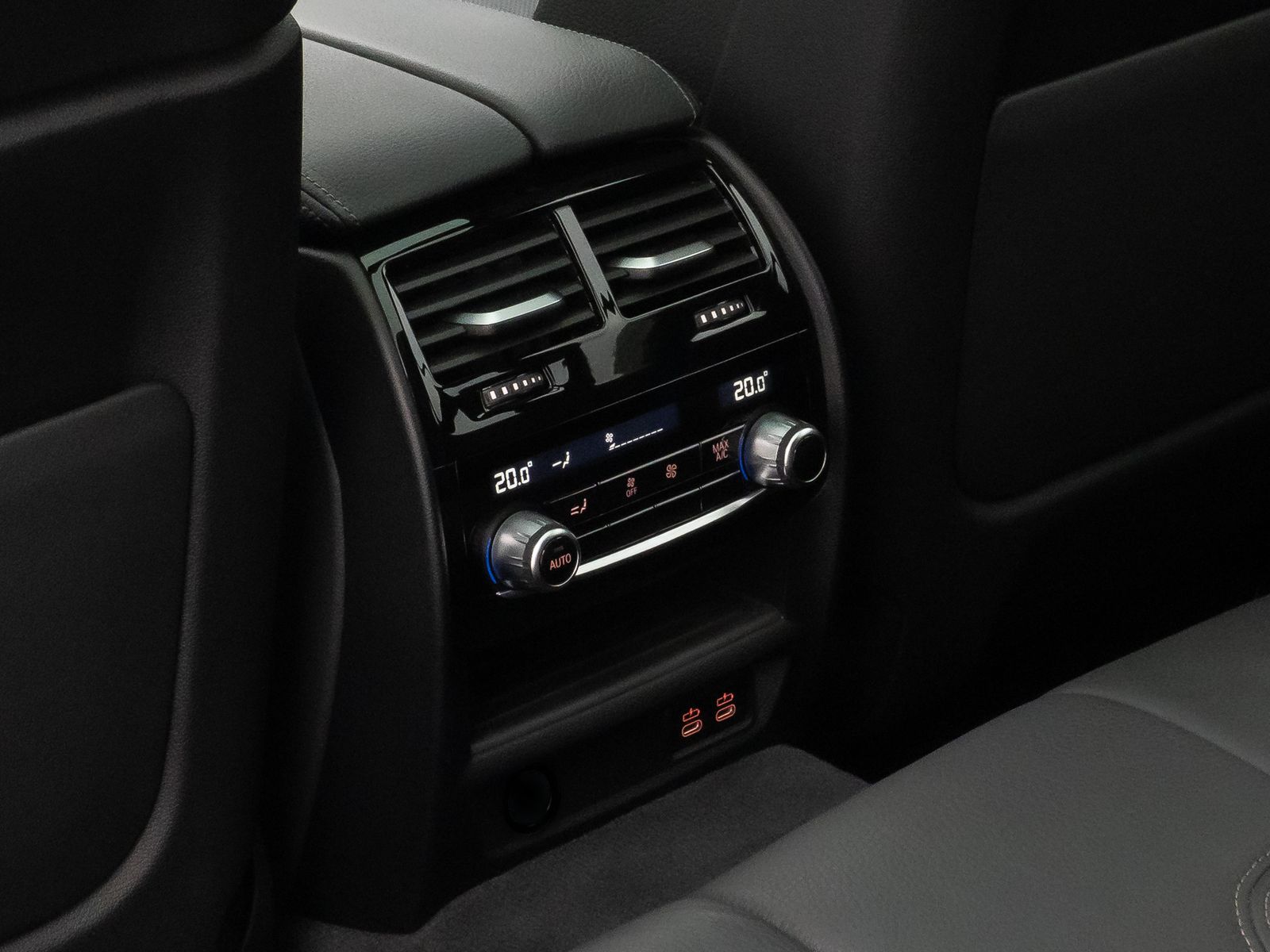 Fahrzeugabbildung BMW 540d xD M Sport Panorama Kamera Laser HUD AHK