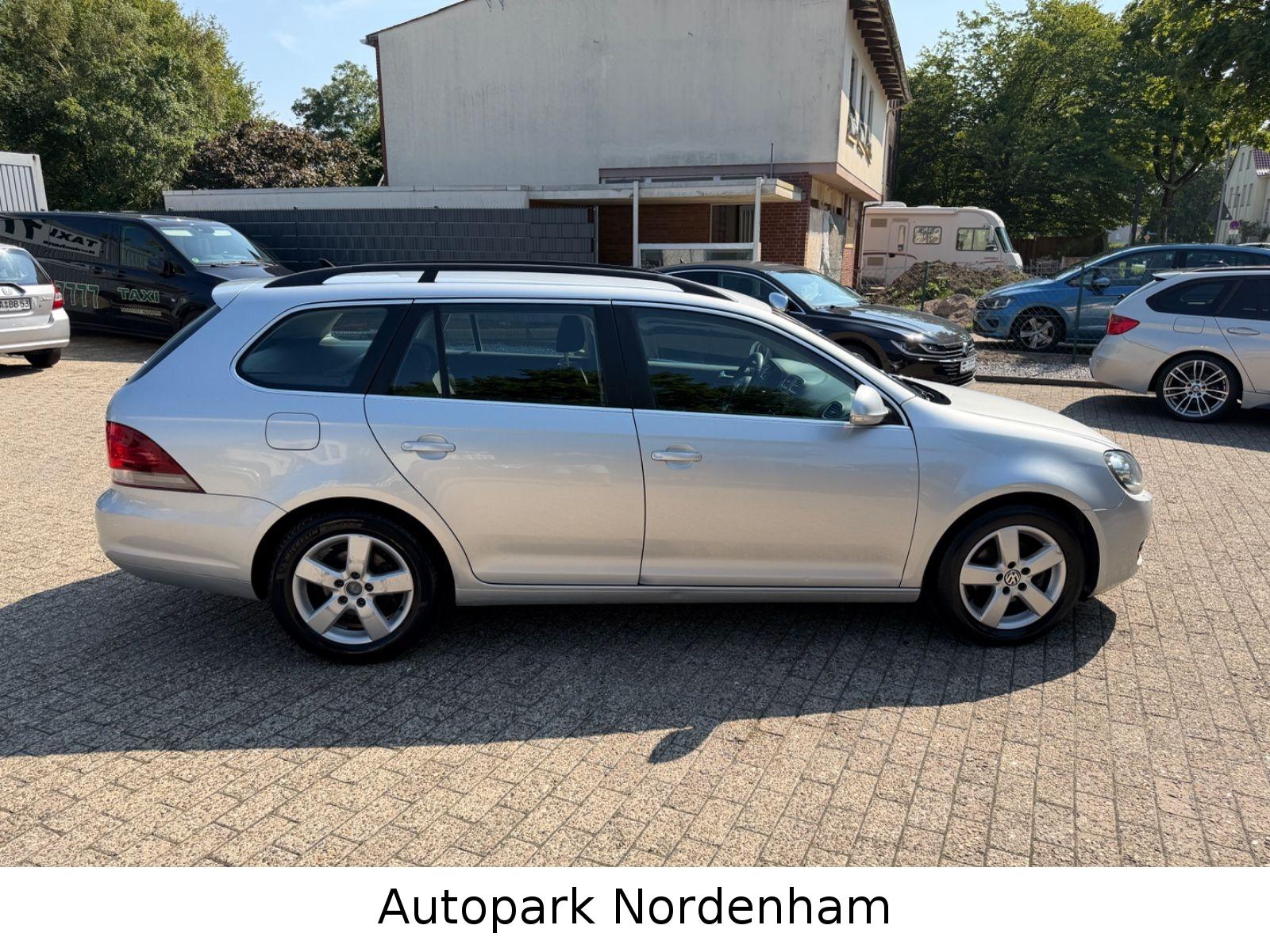 Volkswagen Golf 2012 — engine 1.598 cm³, 105 HP (77kW)
