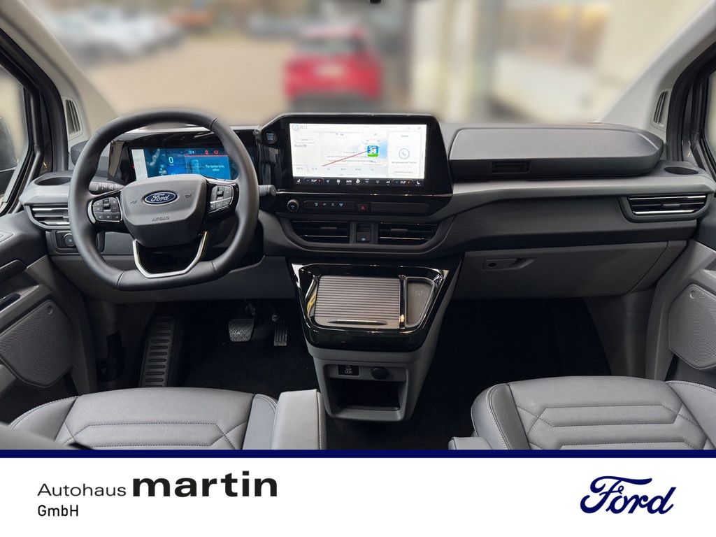 Fahrzeugabbildung Ford Tourneo Custom 2.0 Eco Blue 320 L1 Aut Titanium