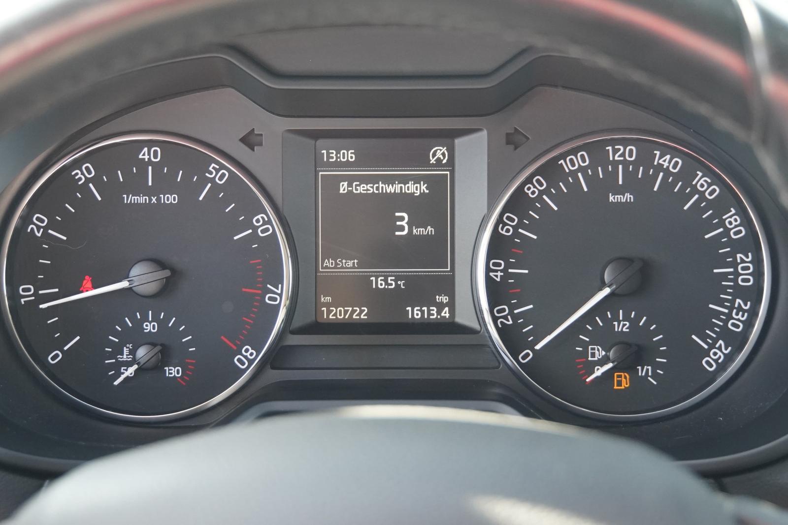 Skoda Octavia Combi 1.4 TSI DSG Klimaaut. Sitzheizung
