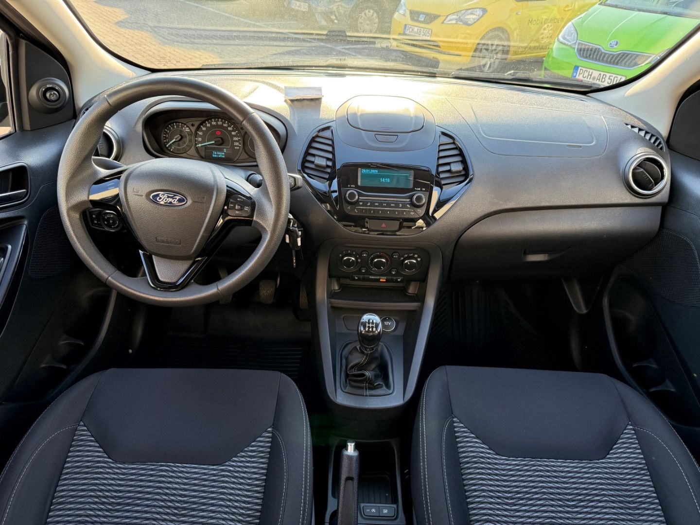 FORD Ka Cool & Connect BHZ SHZ . PDC Berganfahrass. K - Image 21