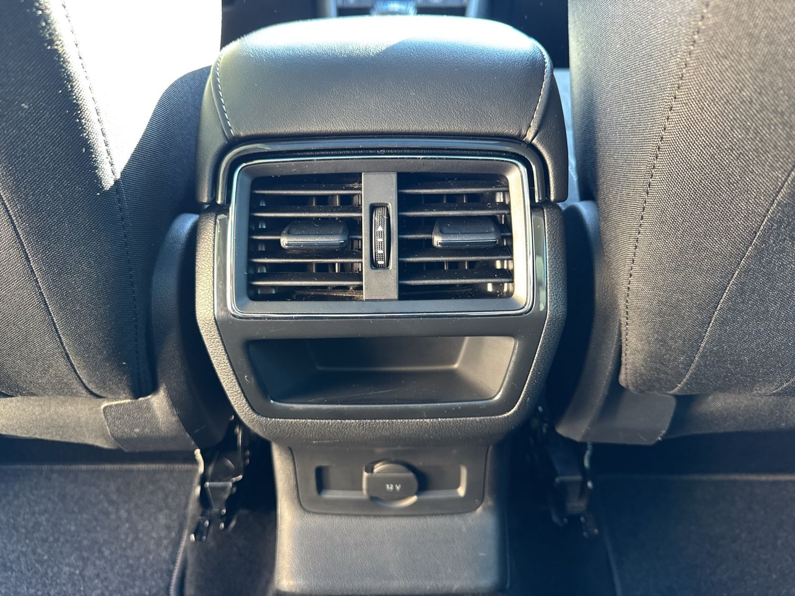 Karoq Style 4x4 2.0 TDI, Pano, LED, Business Amu