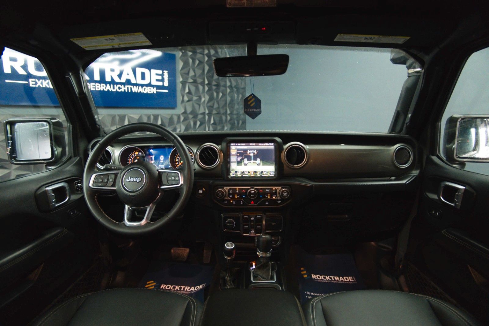Fahrzeugabbildung Jeep Wrangler 3.6 V6 UNLIMITED SAHARA OFFROAD 4x4 LED