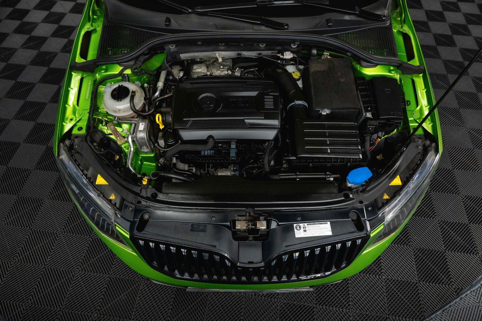 Fahrzeugabbildung SKODA Octavia Combi RS Performance *1.Hand*LED*CarPlay