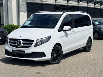 Mercedes V 220 - 4