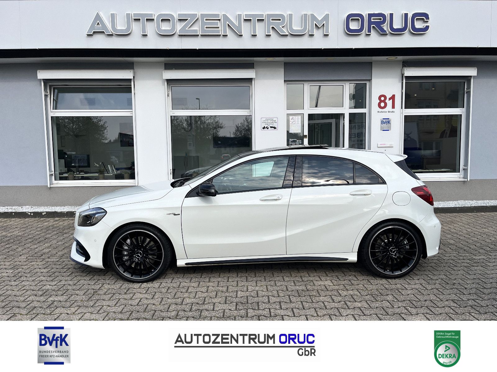 MERCEDES-BENZ A 45 AMG 4Matic *NP*Pano*SportAbgas.Perf.AMG*