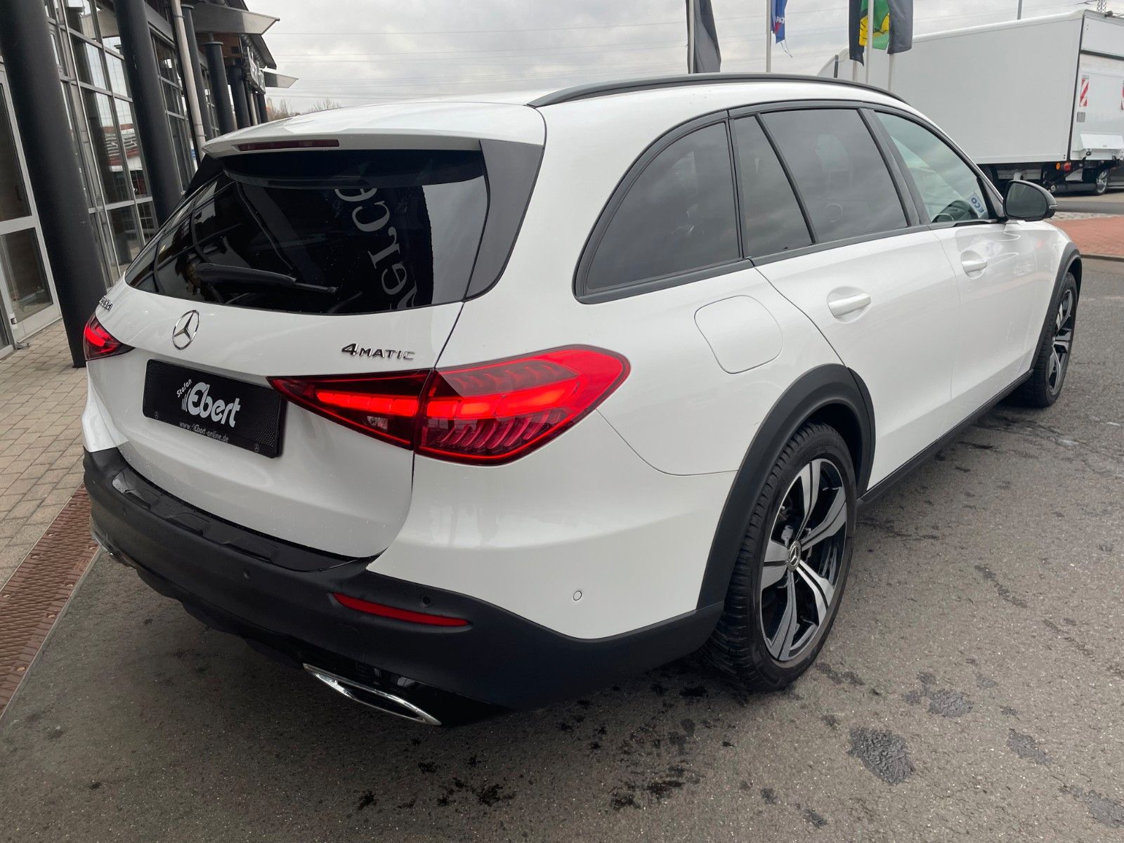 Fahrzeugabbildung Mercedes-Benz C 220 d 4M All-Terrain NIGHT+DIGITAL+360°+Ambien