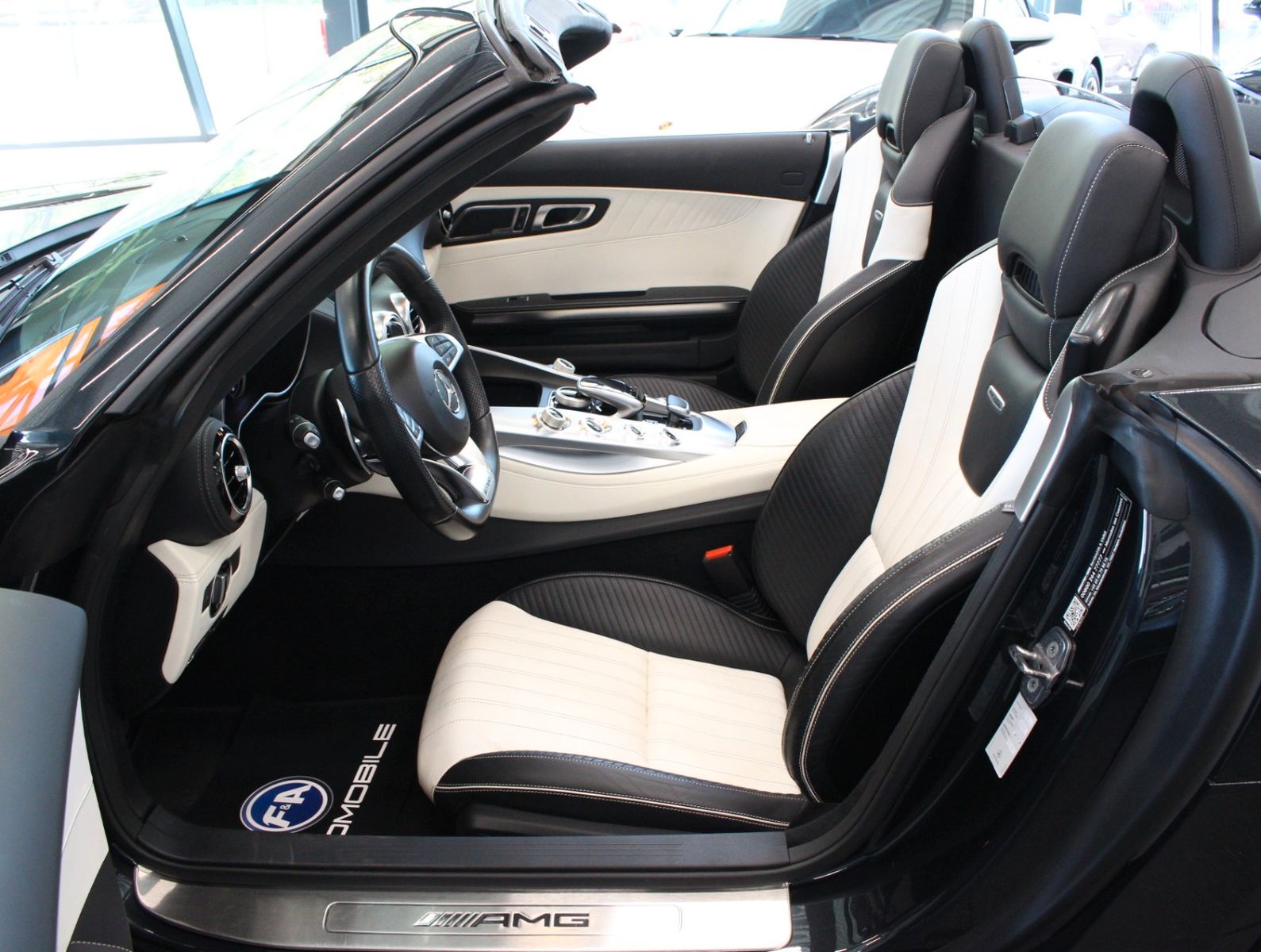 Fahrzeugabbildung Mercedes-Benz AMG GT Roadster KW V3*Burmester*2.Hand*NO OPF
