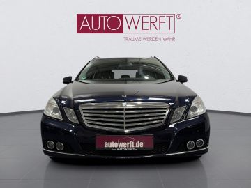 Mercedes E 220 - 2