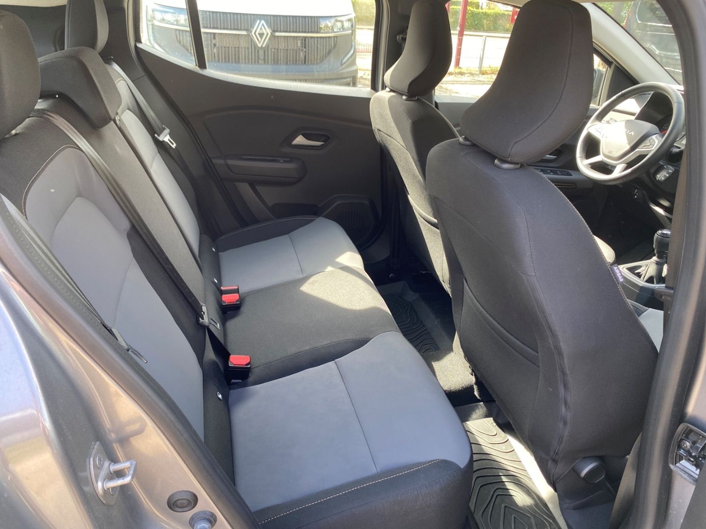 Fahrzeugabbildung Dacia Sandero III Stepway Extreme Soundsystem LED Klim