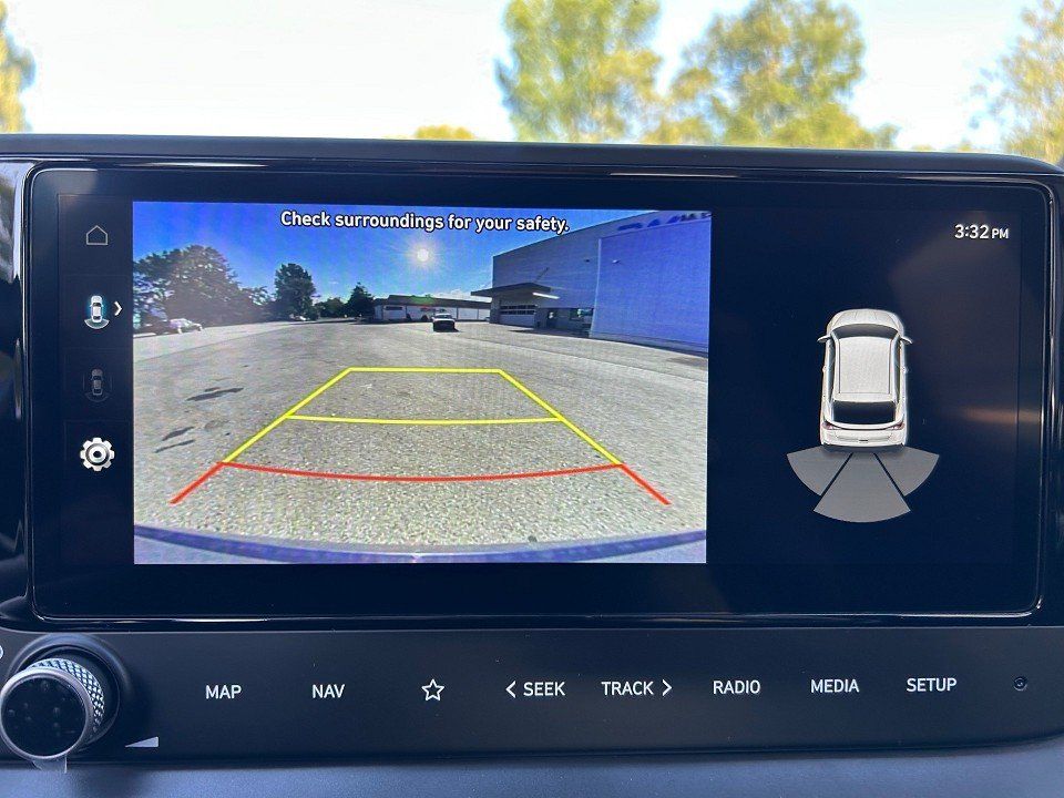 Fahrzeugabbildung Hyundai BAYON MY25 1.0T DCT TREND KOMF-P KEYLESS+NAV+LED