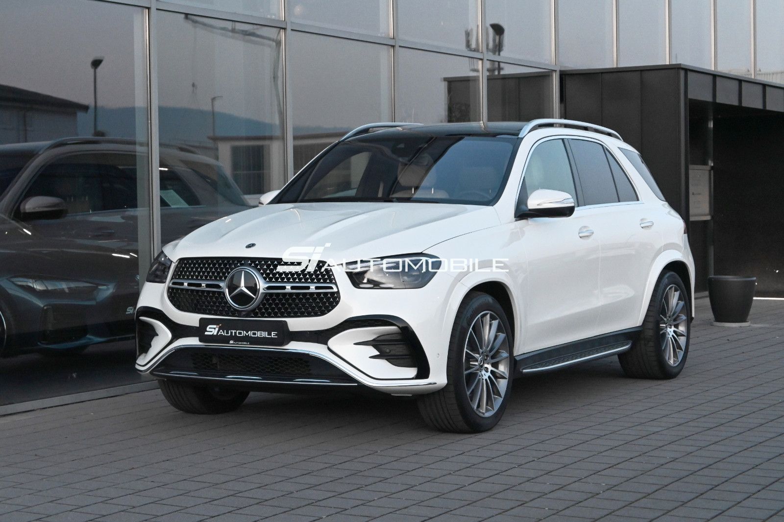 Fahrzeugabbildung Mercedes-Benz GLE 450 d 4M. AMG PREMIUM+ °UVP 147.923€°E-BODY°