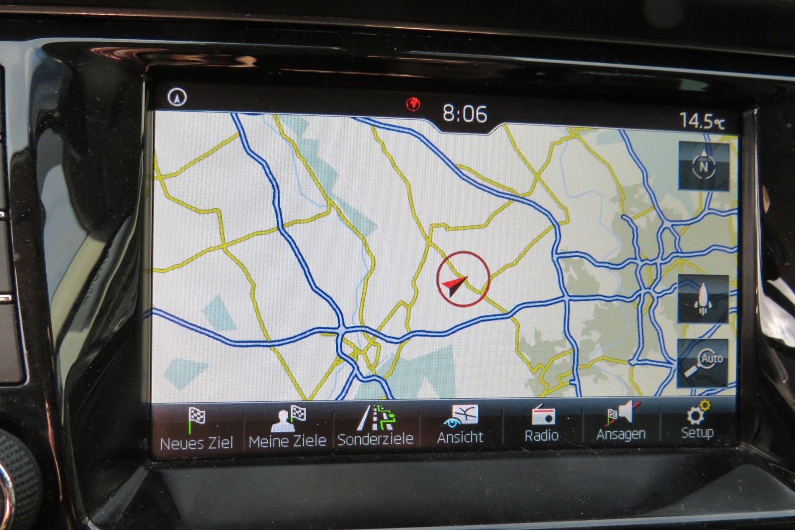 Fahrzeugabbildung SKODA Fabia Ambition DSG PDC NAVI SITZH APP 8-FACH 1.H