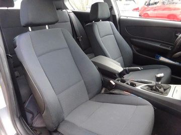 BMW 118 - 9