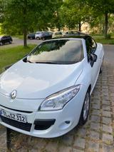 Renault Megane Coupé-Cabriolet TCe 130 Luxe Luxe - Renault Megane aus 2010: Cabrio