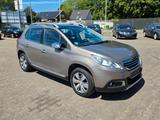 Peugeot 2008 Allure 1.6 VTI - Peugeot aus 2014
