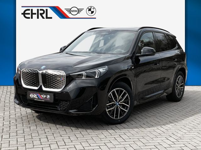 BMW iX1 xDrive30 M Sportpaket Head-Up HK HiFi DAB