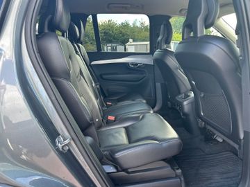 Volvo XC90 - 10