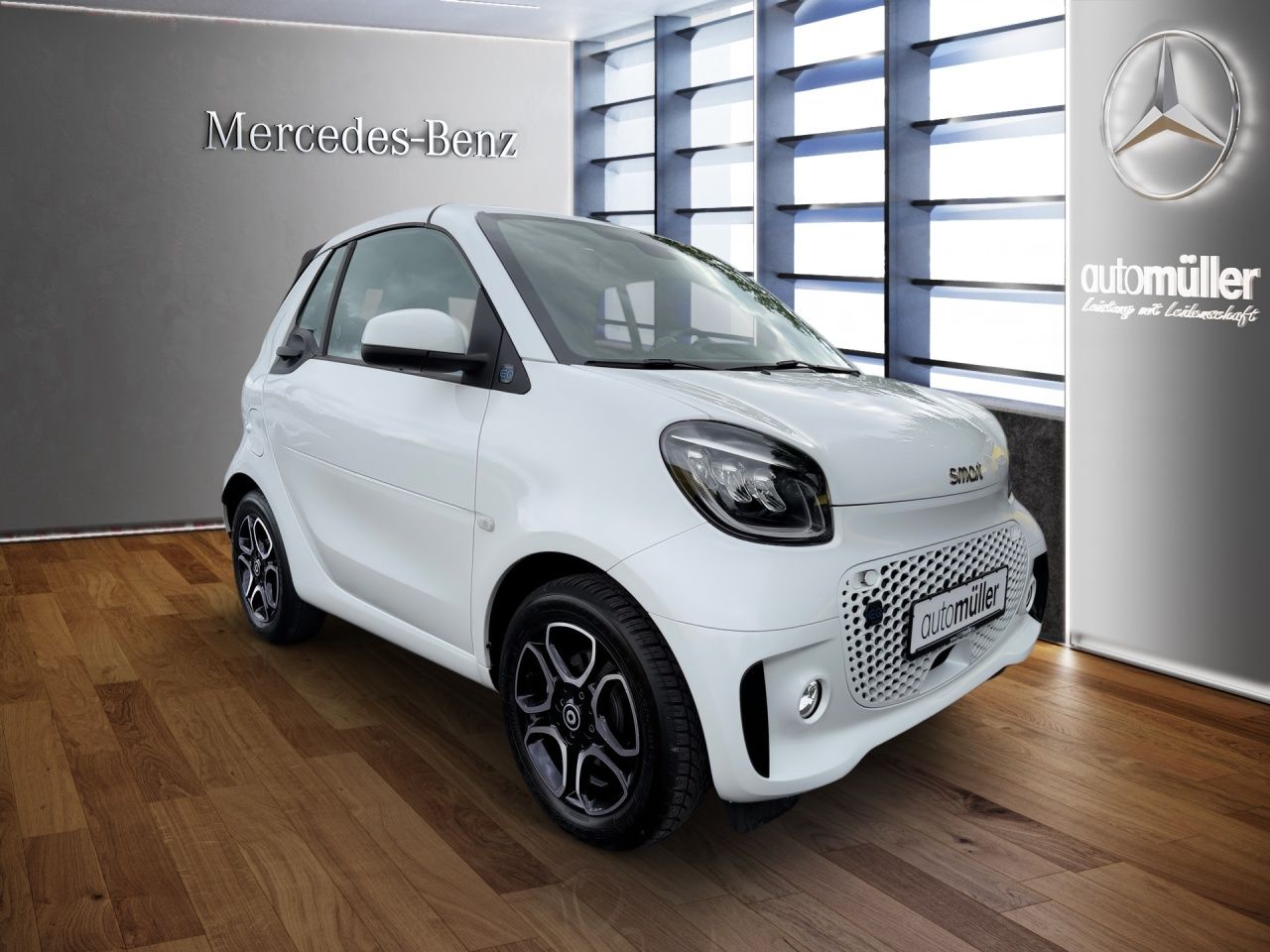 Fahrzeugabbildung Smart smart EQ fortwo cabrio AUT Kam. KlimaA LM Leder