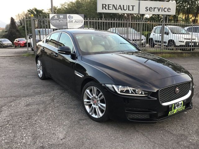 Jaguar XE 2.0 D Turbo aut. Prestige leggere desc