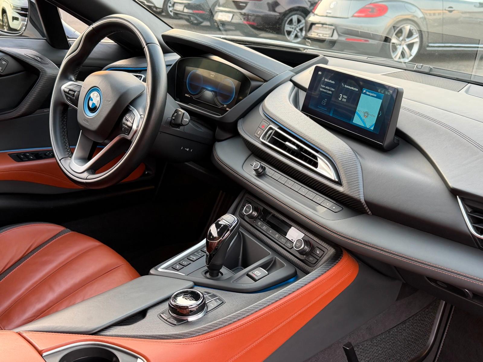 BMW i8 Roadster