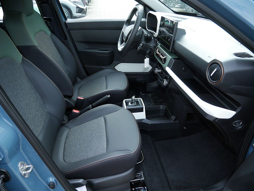 Fahrzeugabbildung Dacia Spring Extreme Electric 100 CCS-Schnellladung