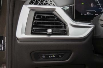 BMW X6 M60 - 11