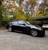 BMW 320i Touring Sport Edition M-Paket Panorama - BMW 320: M Paket 320i
