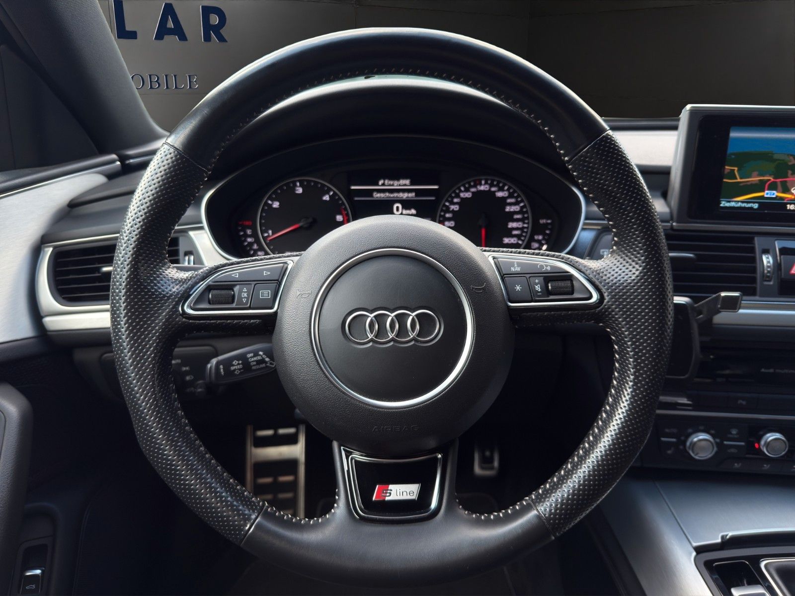 Fahrzeugabbildung Audi A6 Avant 2.0 TDI *S-line*Schalter*AHK*Tempomat*