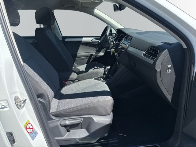 Tiguan 2.0 TDI MOVE DSG+LED+NAVI+AHK+RFK+ACC+SHZ