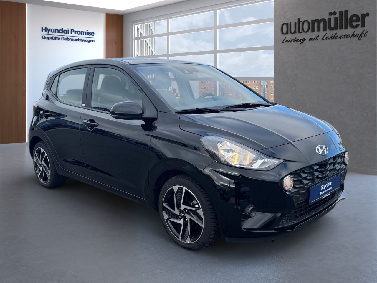 Fahrzeugabbildung Hyundai i10 TREND NAVI*KLIMAAT*TEMPOM*DAB*SHZ*LHZ*DAB*