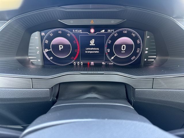 Superb Combi 2.0 TDI Style LED+NAVI+PANO+AHK+RFK
